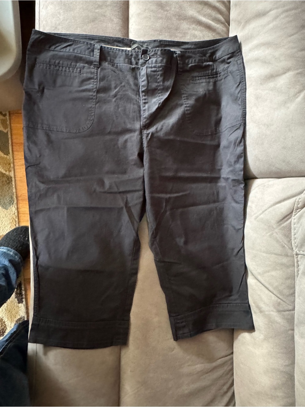 Venezia Black Stretch Crop Pants